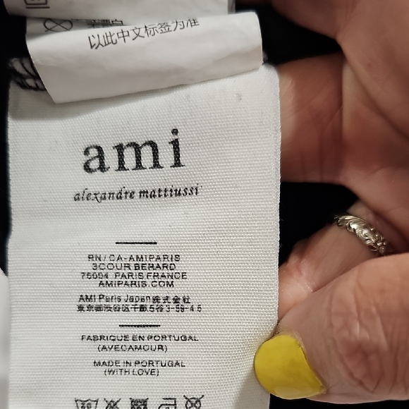 Ami Black T-Shirt with Heart Logo - Picture 6 of 12